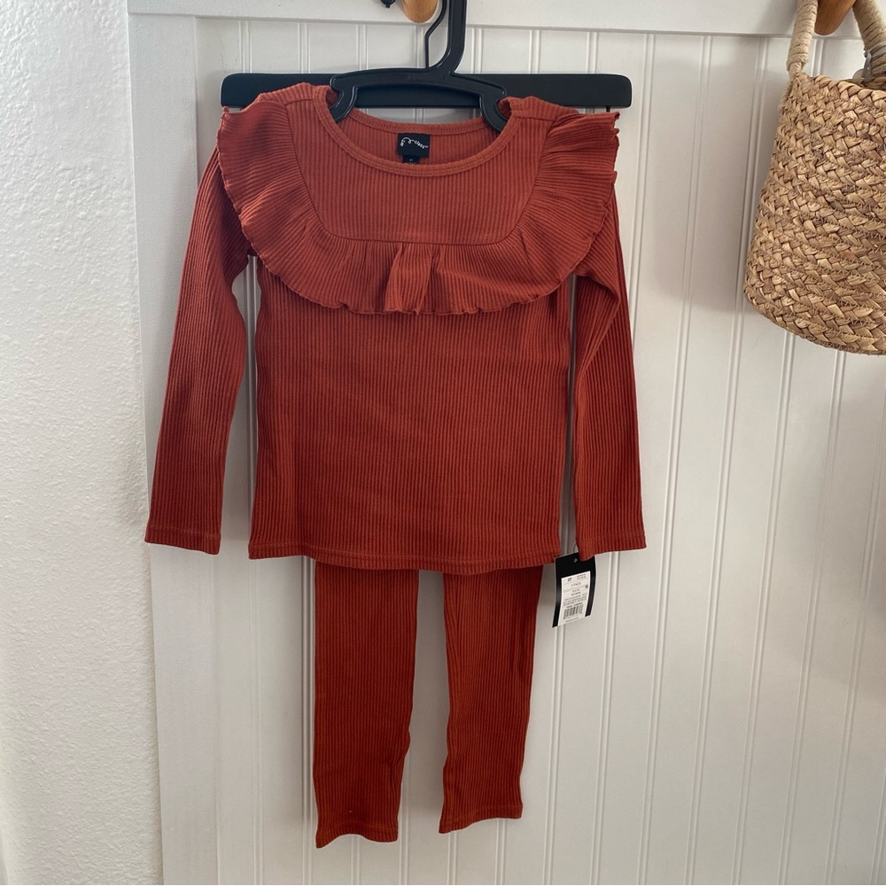 Art Class Rust Ribbed Top and Pants Set 5T